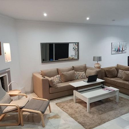 Large 2 Bed Apt Puerto Banus Marina Private Parking Marbella Exterior foto